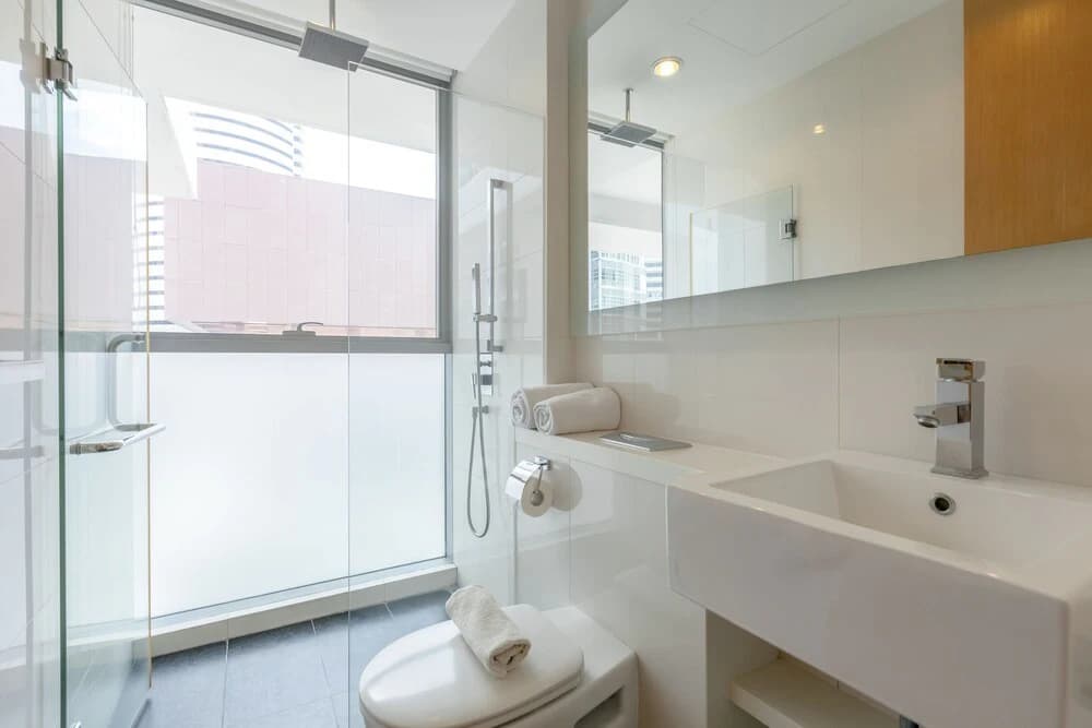 High Level TanjongPagar CBD Apartment - photo 10