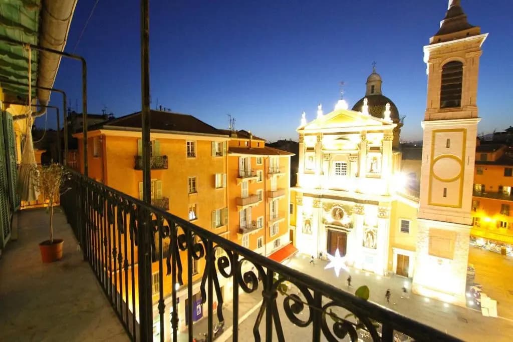 Ross 5- F2, Lumineux, Balcon, Loft, Clim, Vieux-Nice - photo 24