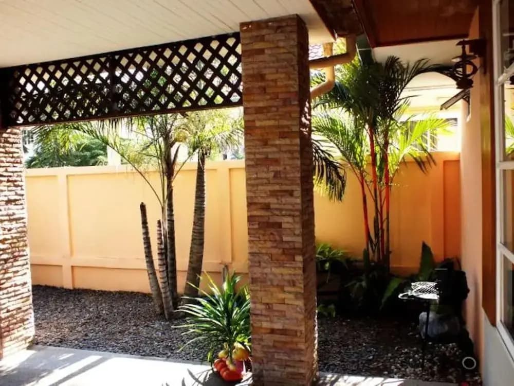 4 Bedroom Private Pool Bungalow Walking Street 15 Min Ride Away - photo 16