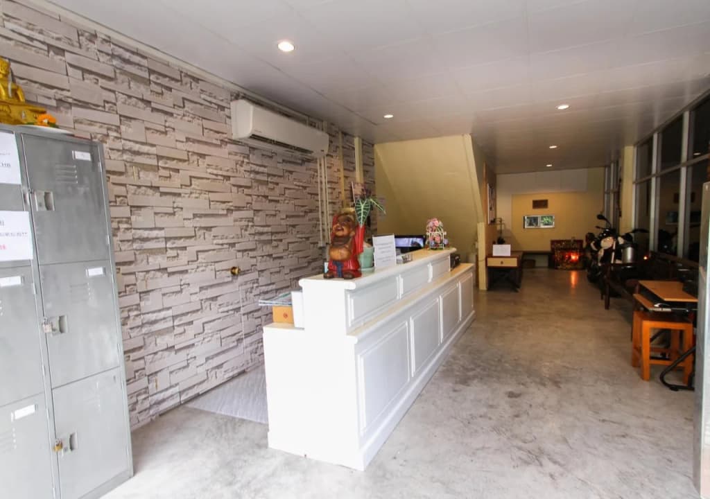 At smile house - photo 24