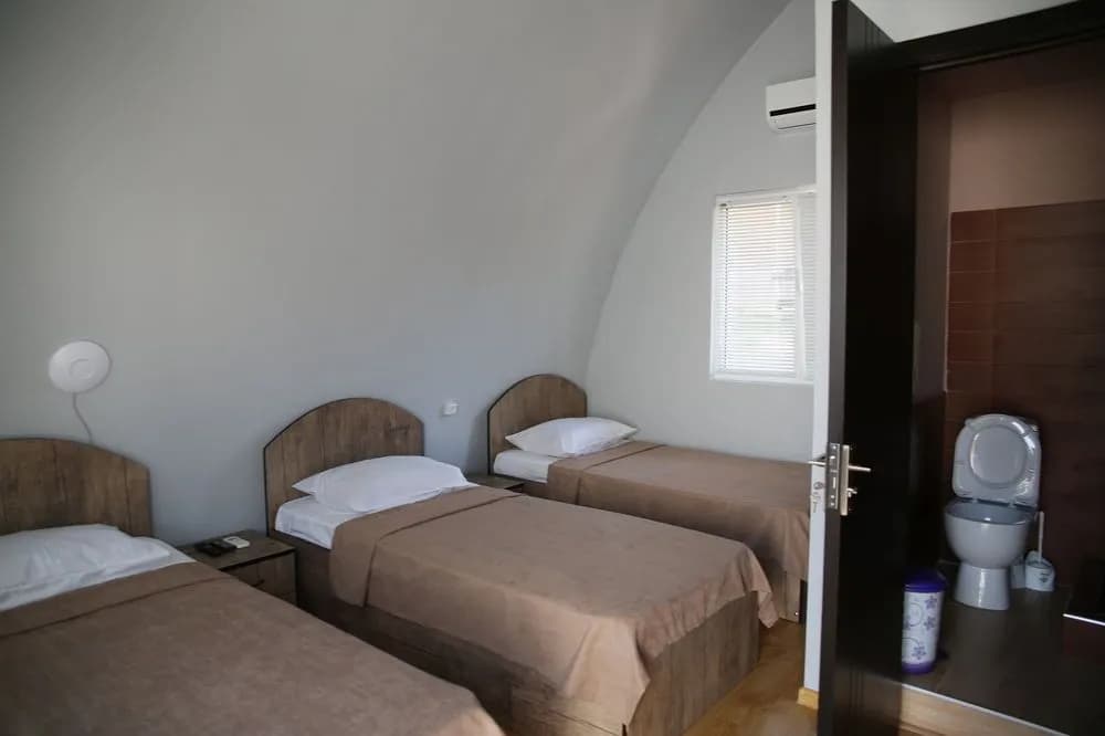 Atrium Hotel - photo 3