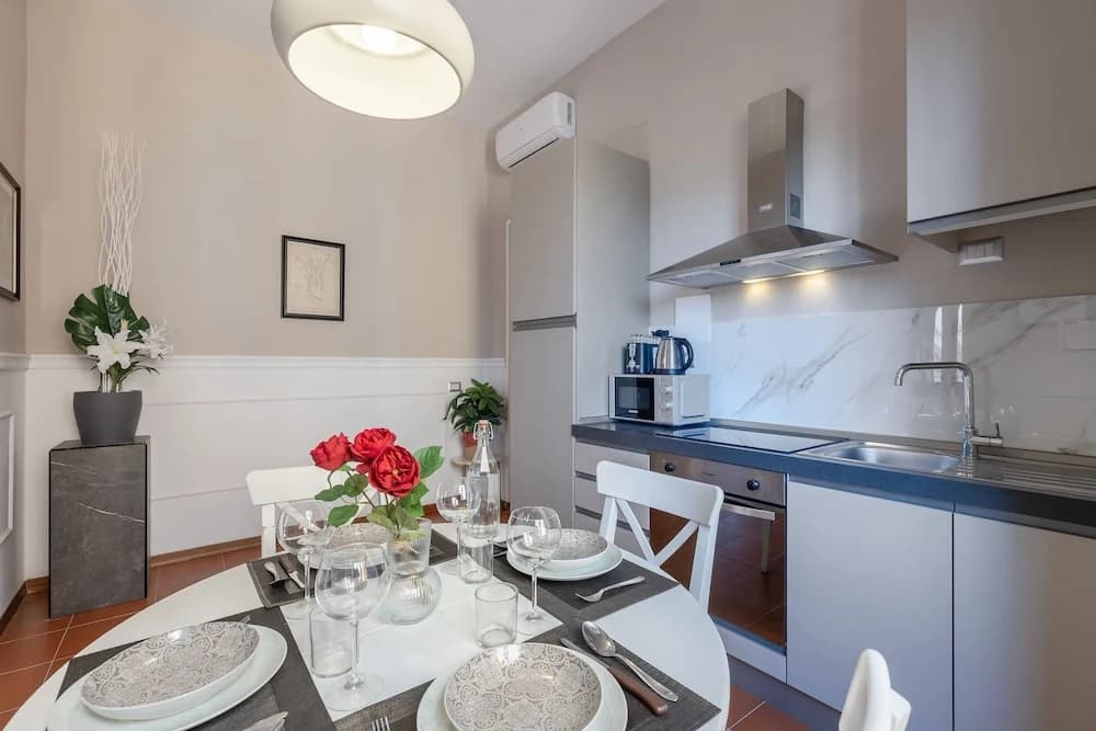 Charming 2 bedroom in Florence - photo 17