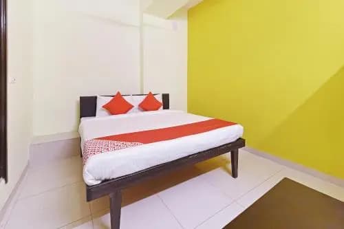 OYO 18304 Flagship Janakpuri - photo 5