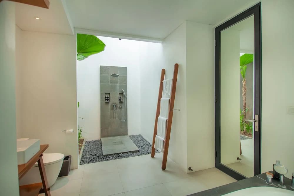 Abia Villa Legian - photo 10