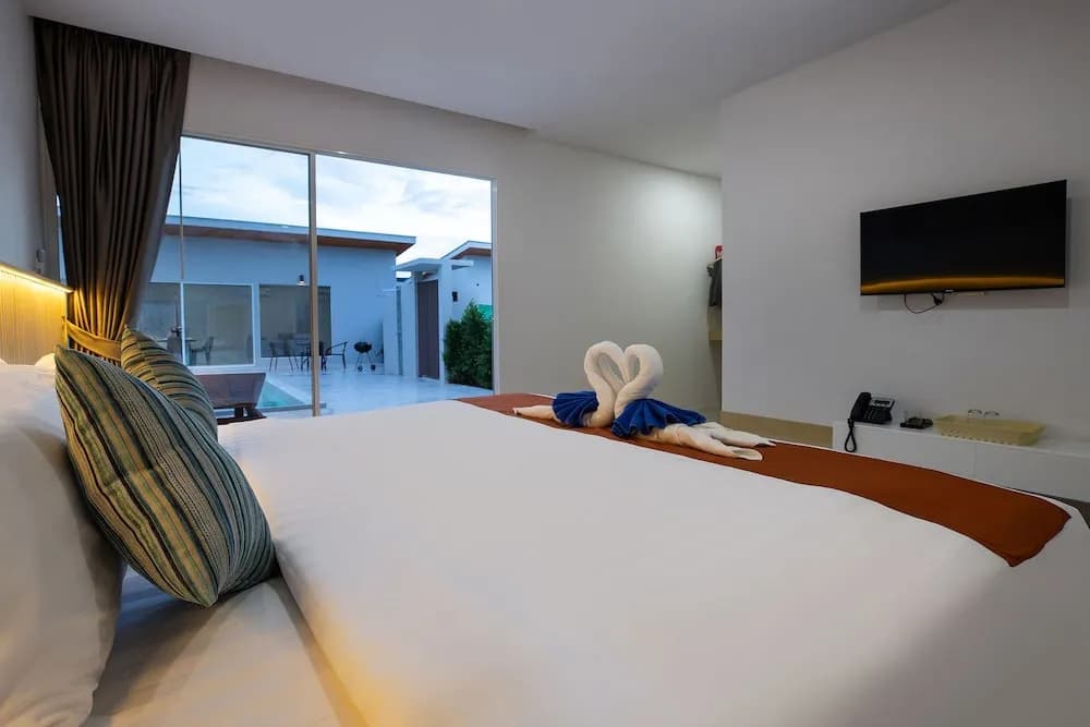 Andaman Sea Best Pool Access and Villas - photo 7