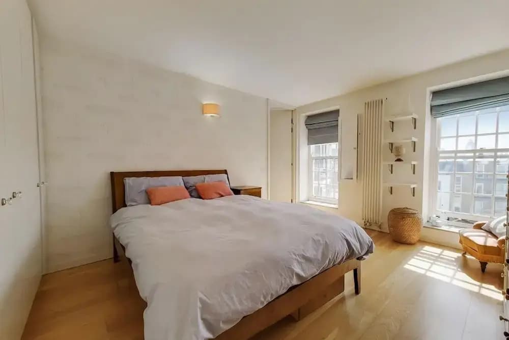 Apt - Sleeps 4 - Pets Ok - Roof Garden - photo 5