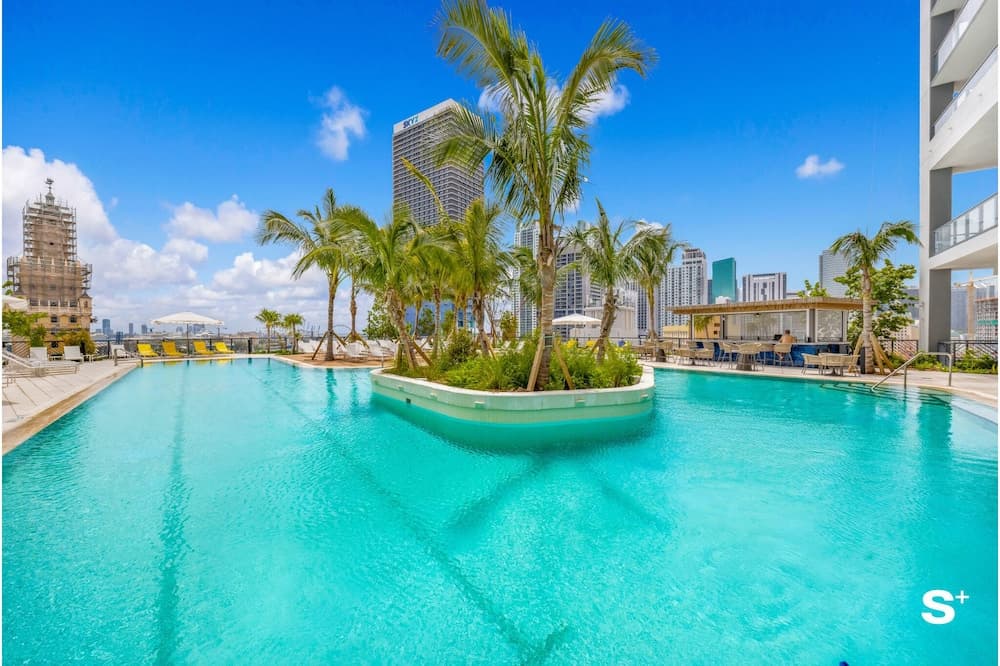 Upscale 3-BD Condo in DTW Miami - photo 24