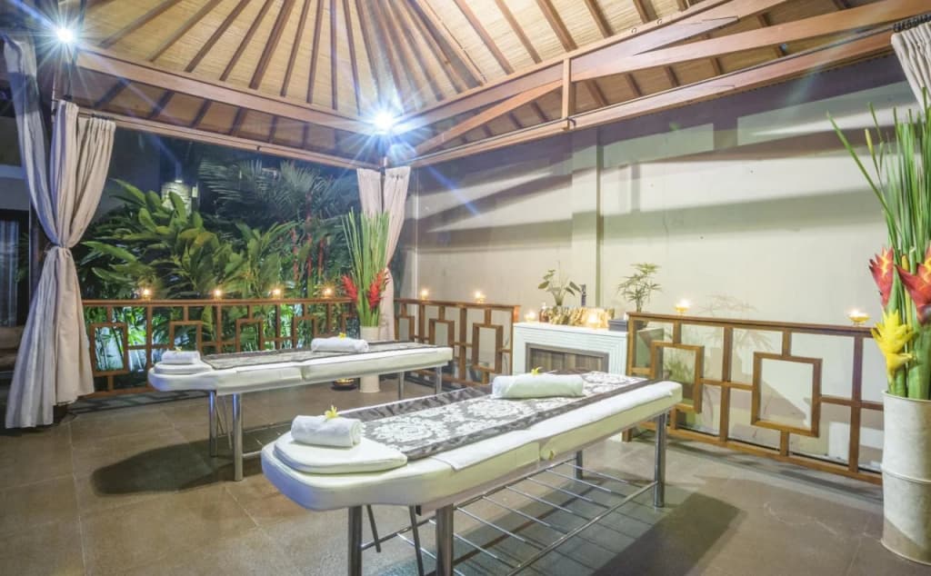 d'Penjor Seminyak Hotel - photo 20
