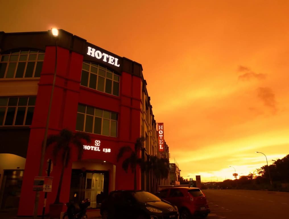 Hotel 138 @ Subang - photo 1