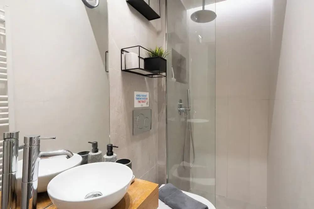 Modern Studio, Walking distance to Kolonaki & The Ilisian - photo 8
