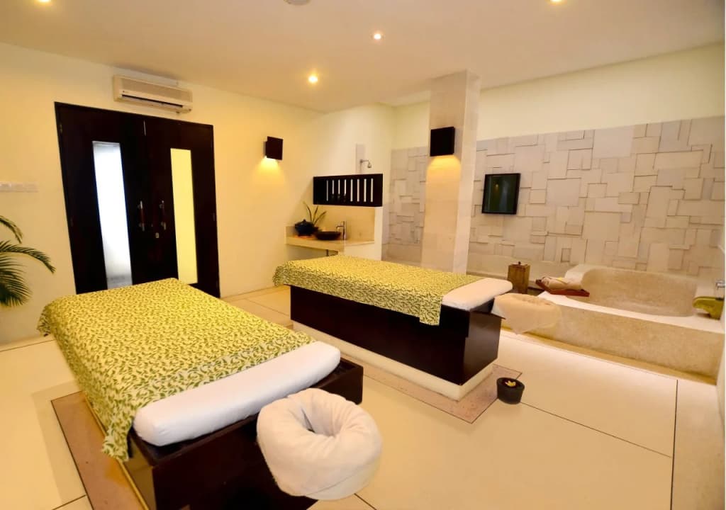 Harris Resort Kuta Beach - photo 3
