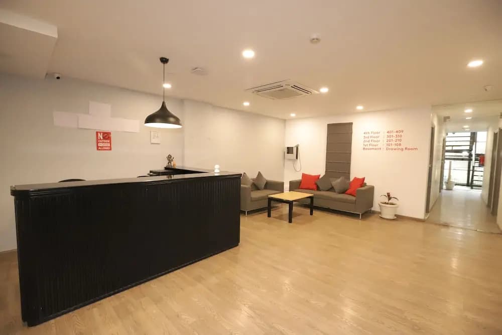 Qotel Hotel La Serene Gagan Vihar - photo 12