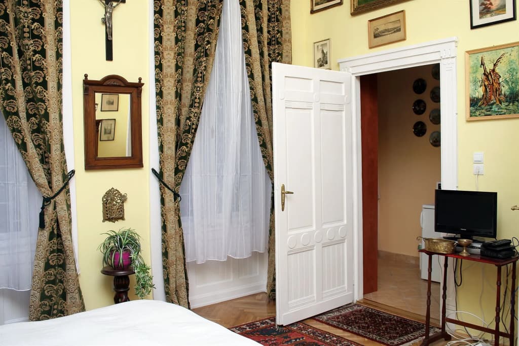 Central Apartments Budapest - photo 3
