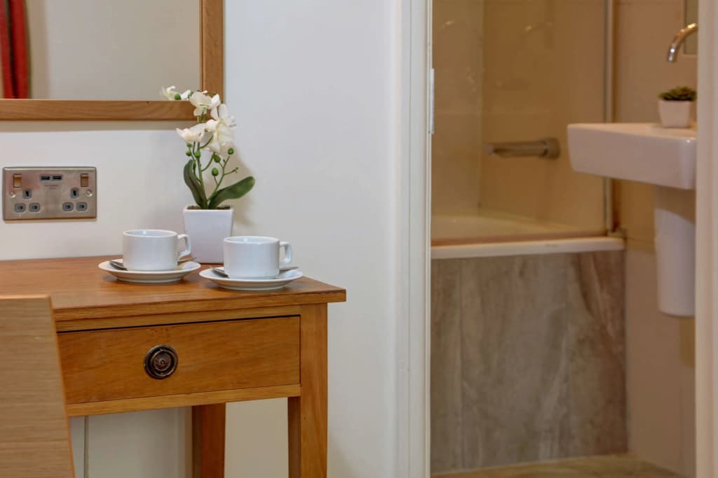 Queensway Hotel Sure Hotel Collection By Best Western - photo 8