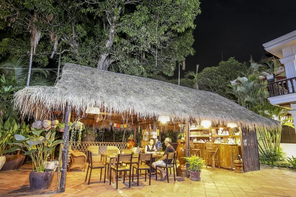 Bloom Garden Guesthouse - photo 25