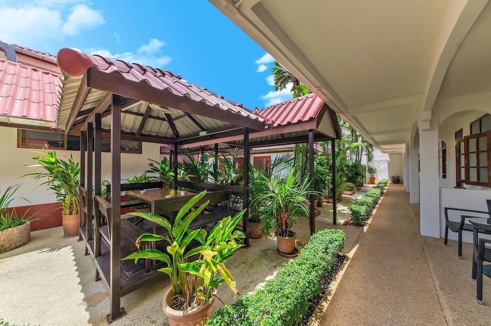 Panda Hotel（Patong Beach） - photo 12