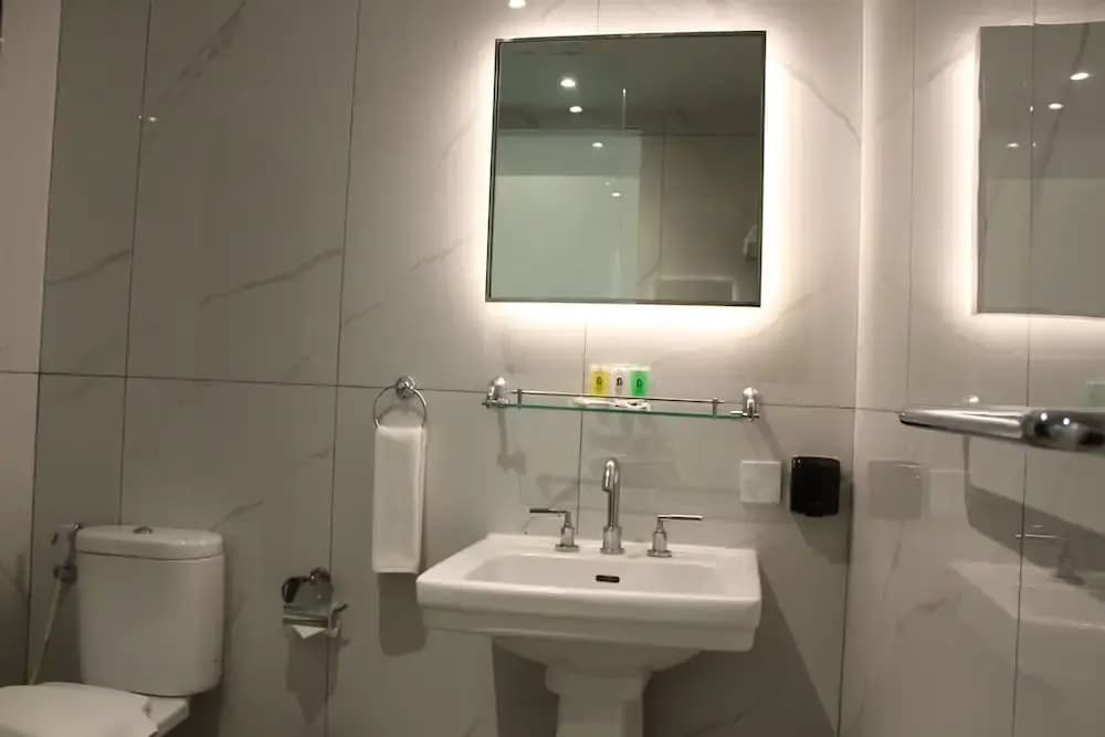 Le Mansion Senopati Hotel - photo 8