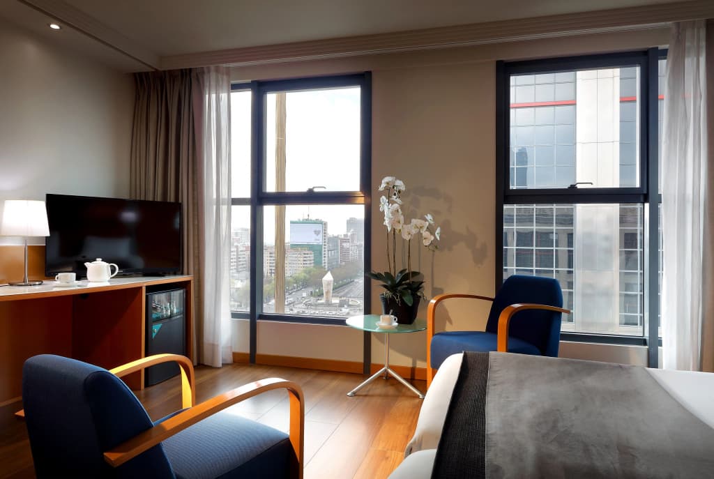 Hotel Exe Plaza - photo 3