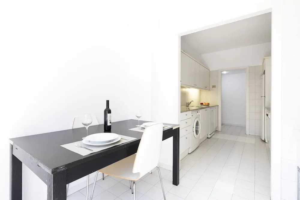 AB Olympic Village Beach Apartment - photo 17