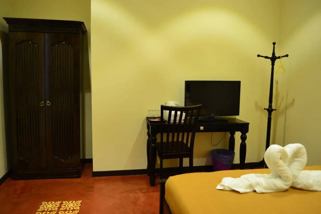 The Sovereign - photo 31