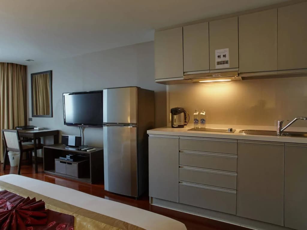 Royal Suite Hotel Bangkok - photo 28
