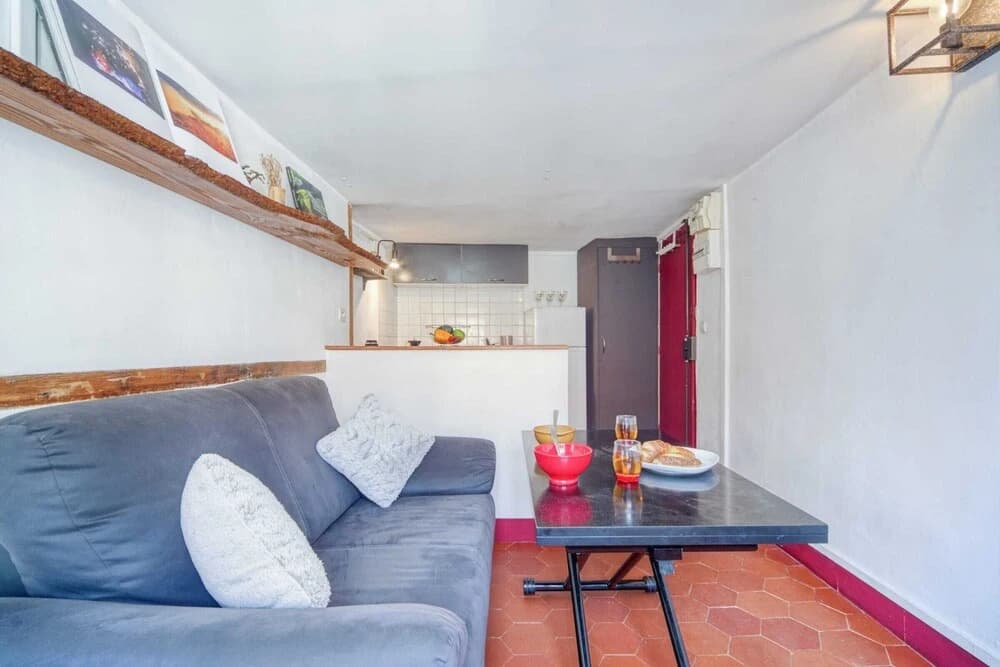 Lovely Central Apartment for 2 Guests! - photo 6