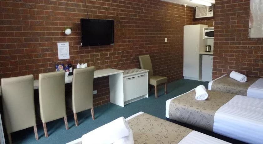Healesville Motor Inn - photo 2