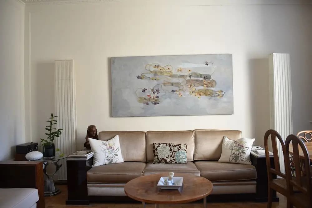 3 Bedroom Flat At The Foot of Bon Marché - photo 3