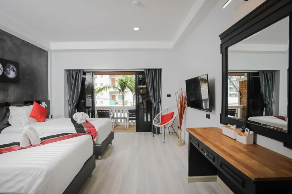 ETK Patong - photo 2