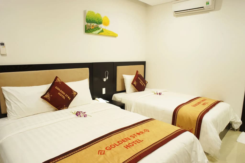 Golden Star Hotel - photo 4