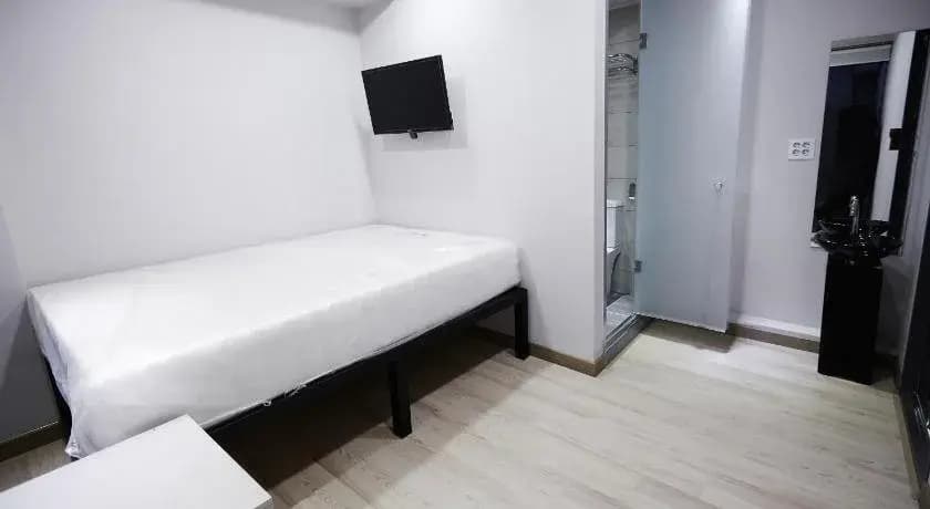 Dongdaemun Stay Hostel - photo 2