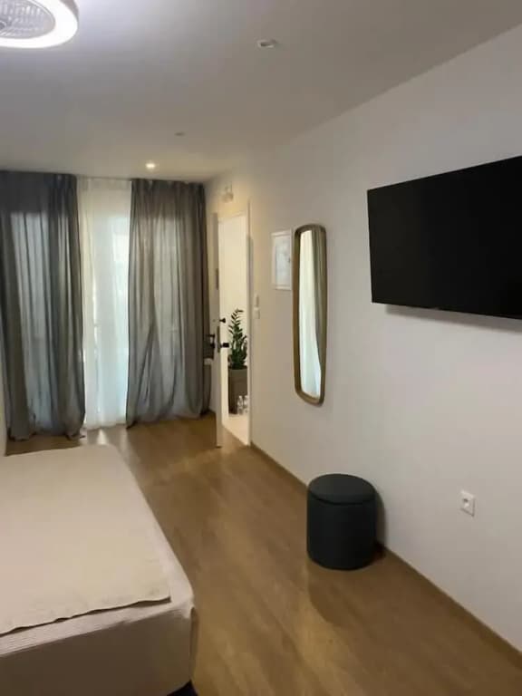 Living Yard Acropolis Apartments - photo 5