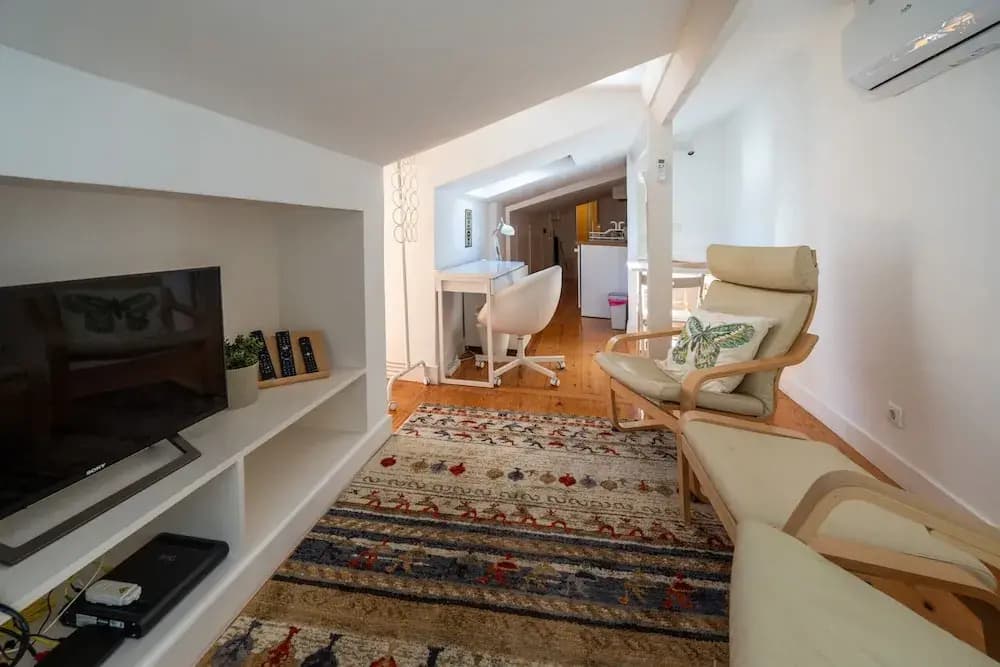 Bairro Alto Tiny Studio by Homing - photo 3