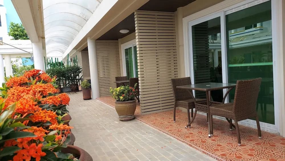 Sawasdee Apartment Patong - photo 17