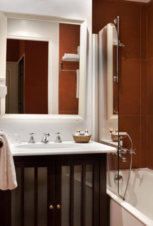 Hôtel Serotel Lutèce - photo 10