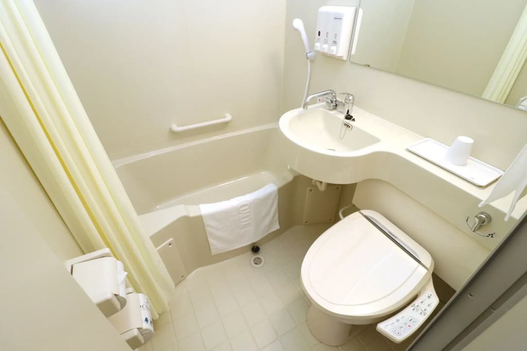 Toyoko Inn Tokyo Haneda Kuko No.2 - photo 27