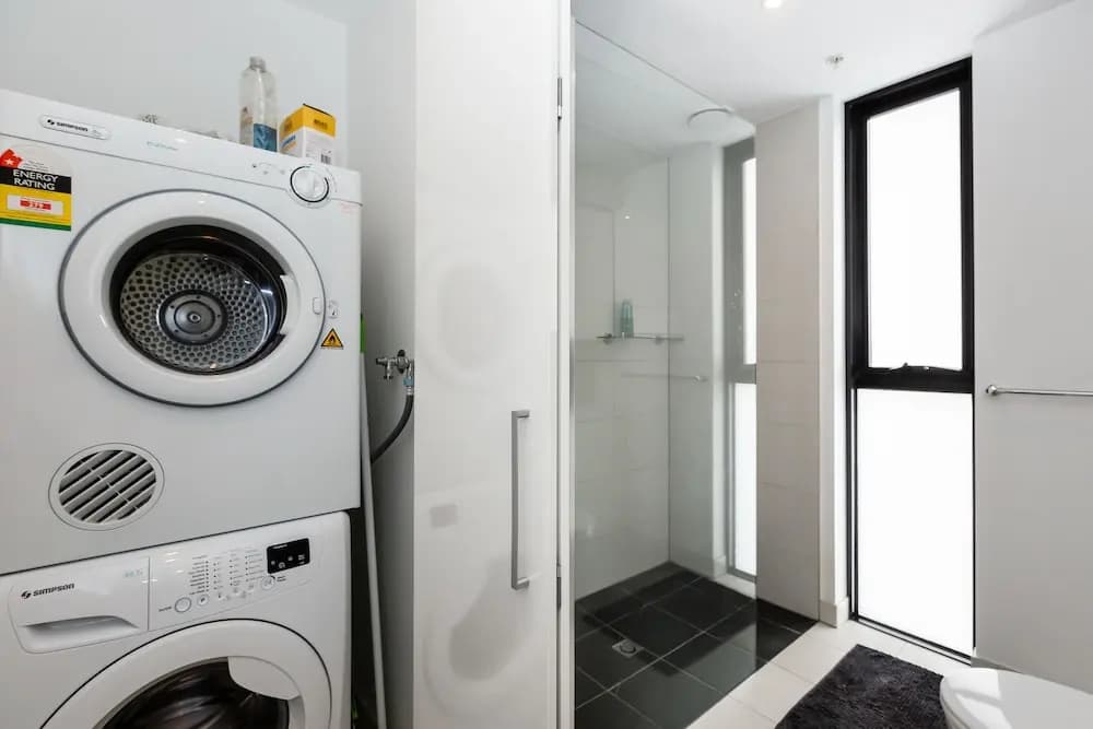 Sky 1 BDR South Yarra Apartment - photo 12