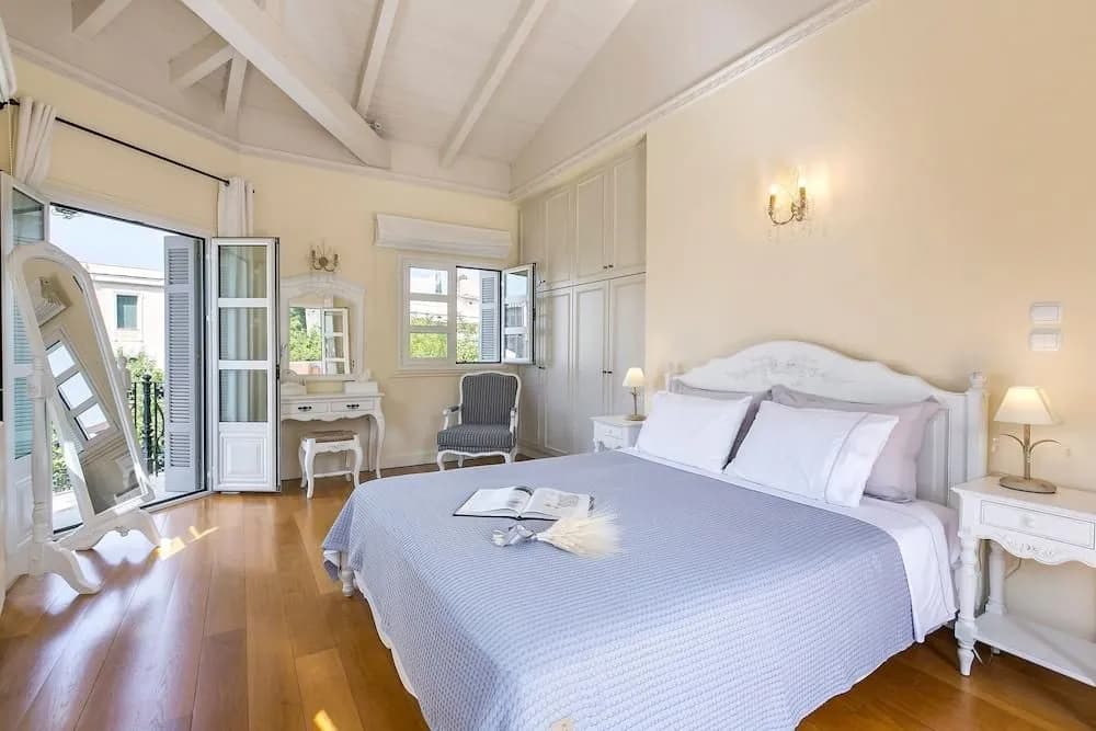 Aerides 3 Luxury Suites - photo 6