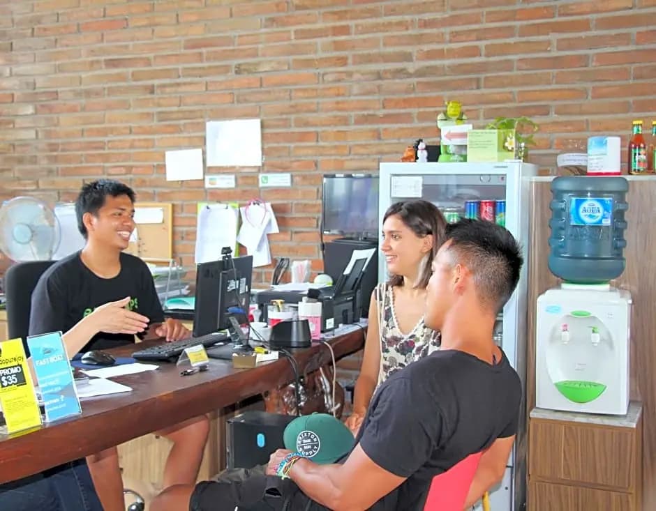 Bali Caps Hostel - photo 9