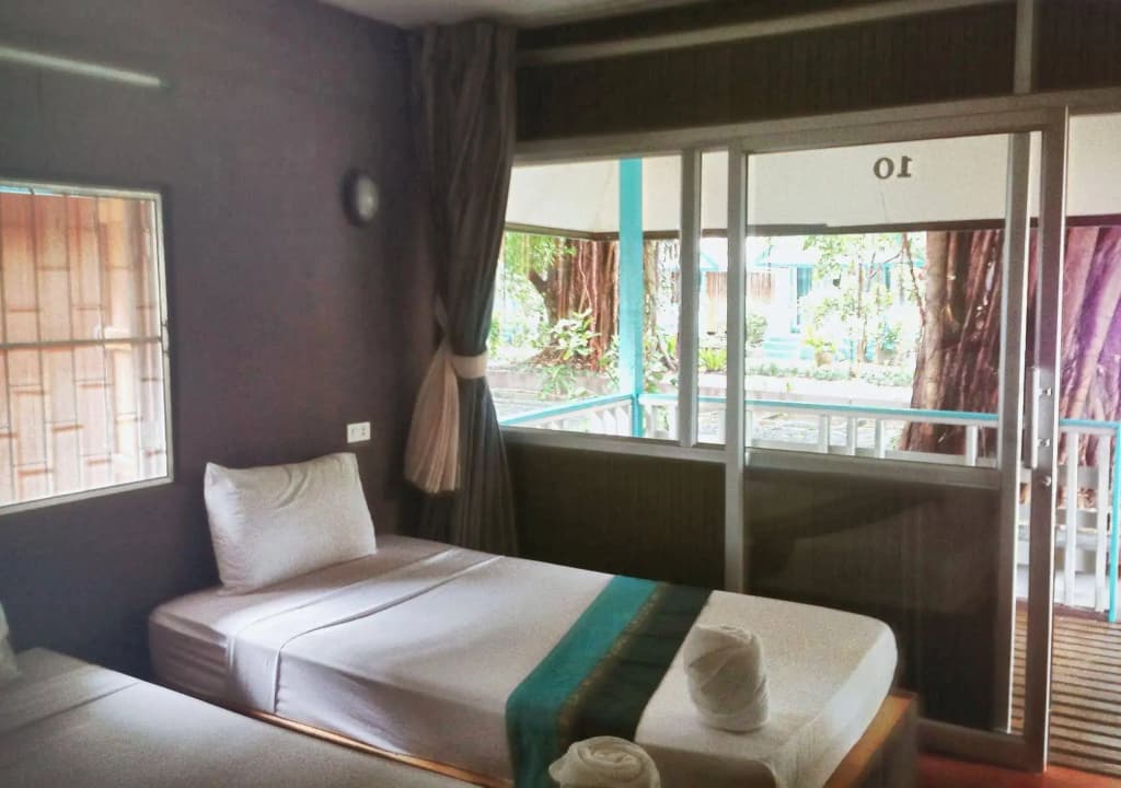 Blu' Beach Bungalows - photo 6
