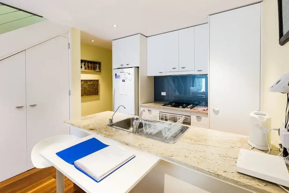 ALEXANDER, 2BDR South Melbourne House - photo 4