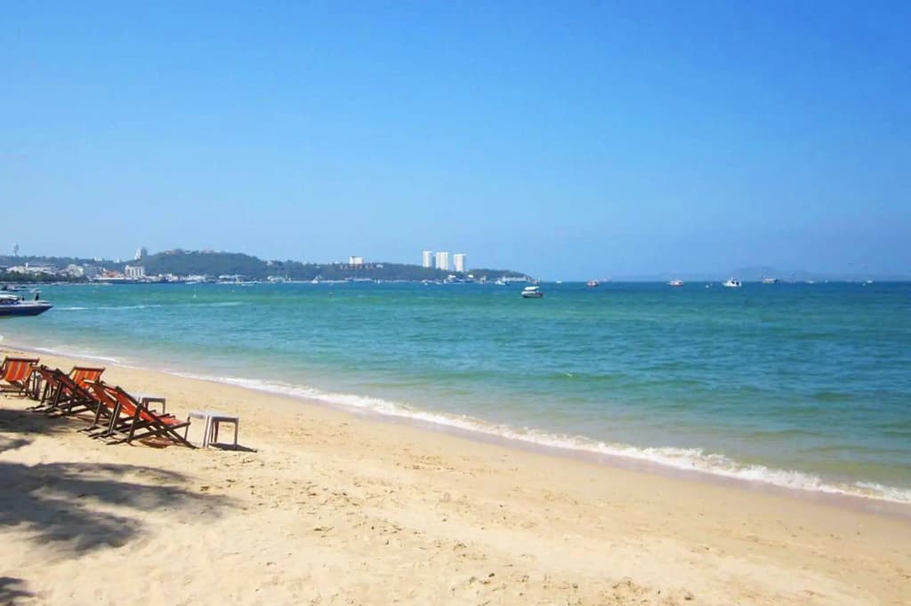 Villa Baan Kon Lafun -3Bed Pool Home in Pattaya - photo 14