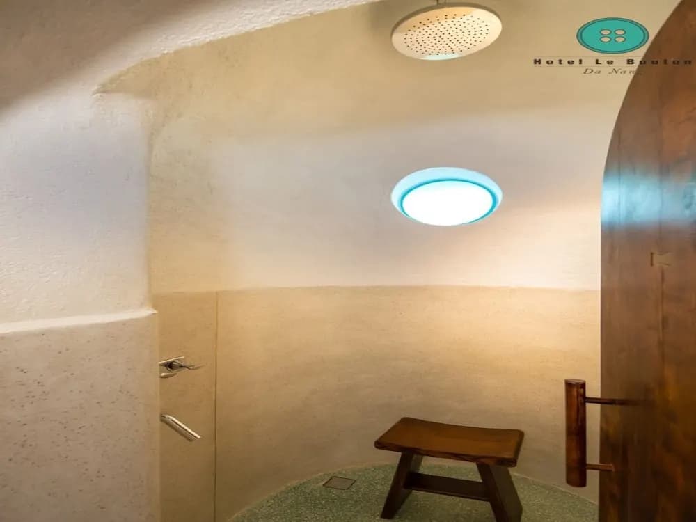 Hotel Le Bouton - photo 13