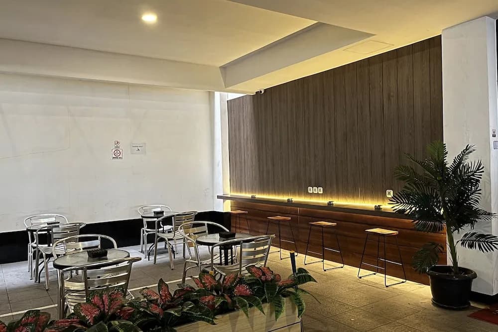 Good Day Inn - photo 13