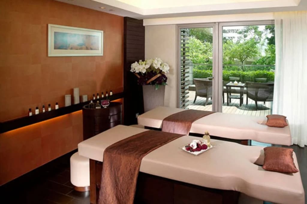 Royal View Hotel - photo 4