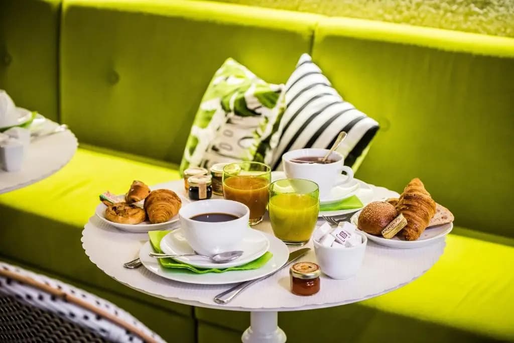 Hôtel Jardin le Bréa - photo 13