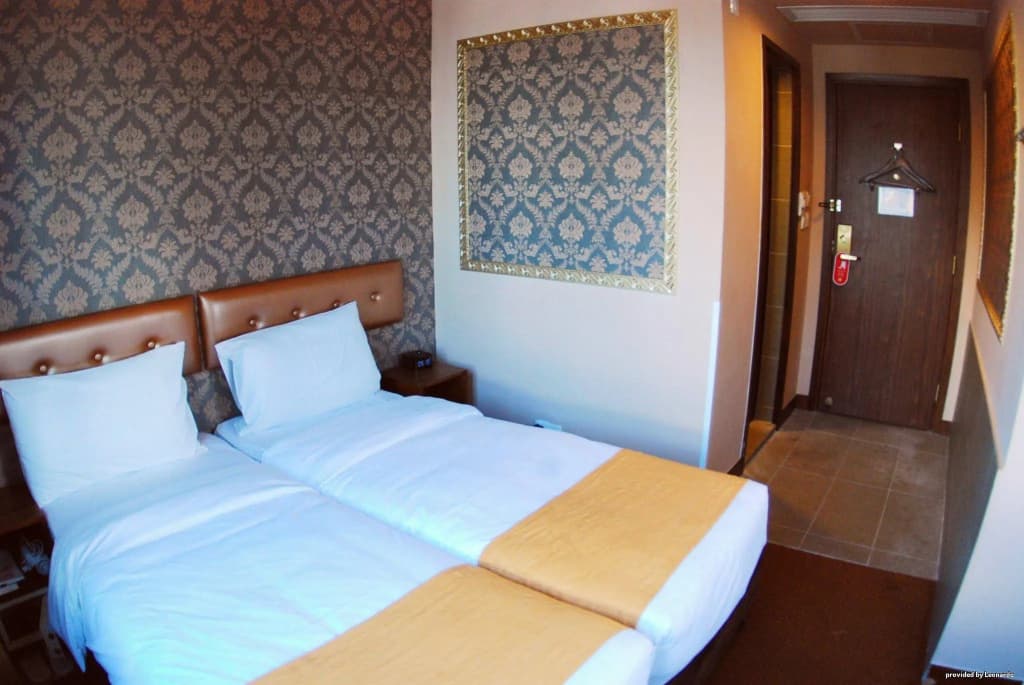 Best Western Hotel Causeway Bay - photo 4