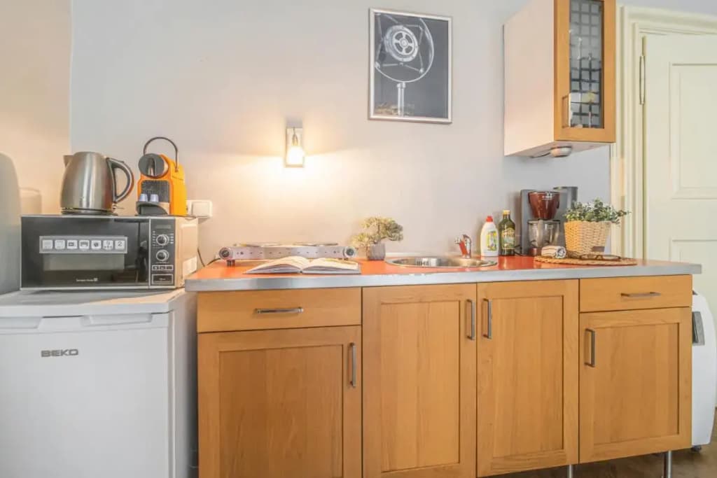Stylish Studio Close to Prague Castle, WalkScore 99% - photo 11