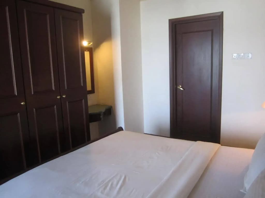 Go Daily Services Vacation Rental at Times Square - photo 3
