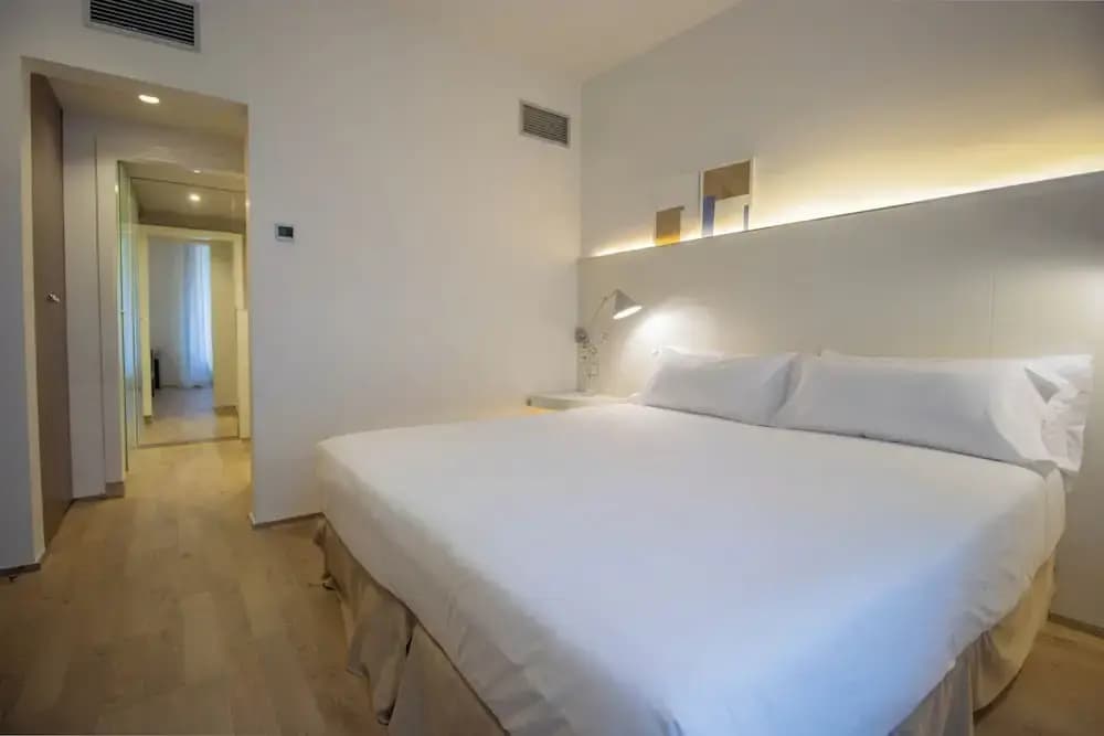STORNI Barcelona - photo 14